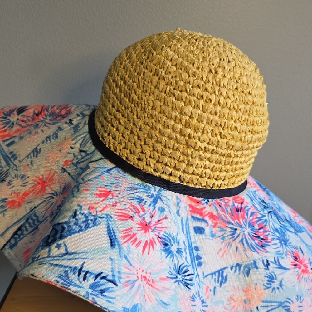 Lilly Pulitzer OSFM Blue/Pink Floral Straw Sun Protection Beach Pool Hat - Picture 3 of 10